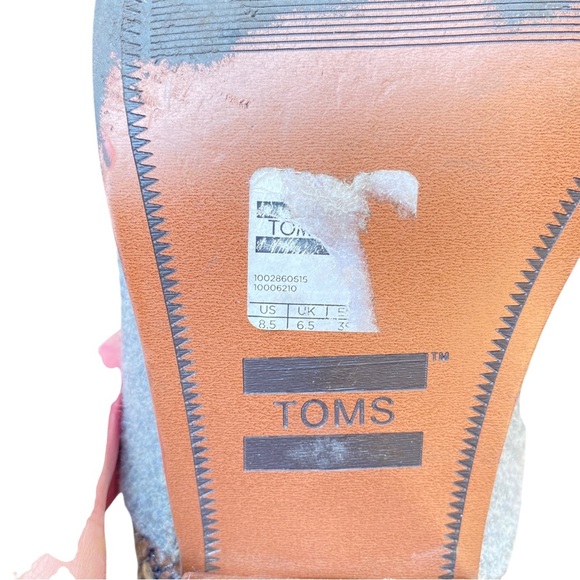 Toms Gray and Brown Heeled Boots - Picture 7 of 7